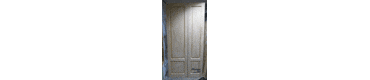 Фото высокой двустворчатой двери КЛАССИКА с разными по ширине полотнами