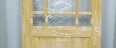 Фотографии межкомнатных дверей из массива сосны со стеклом