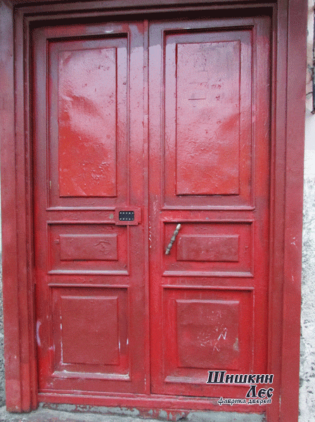 Старая дверь в старом фонде, под замену